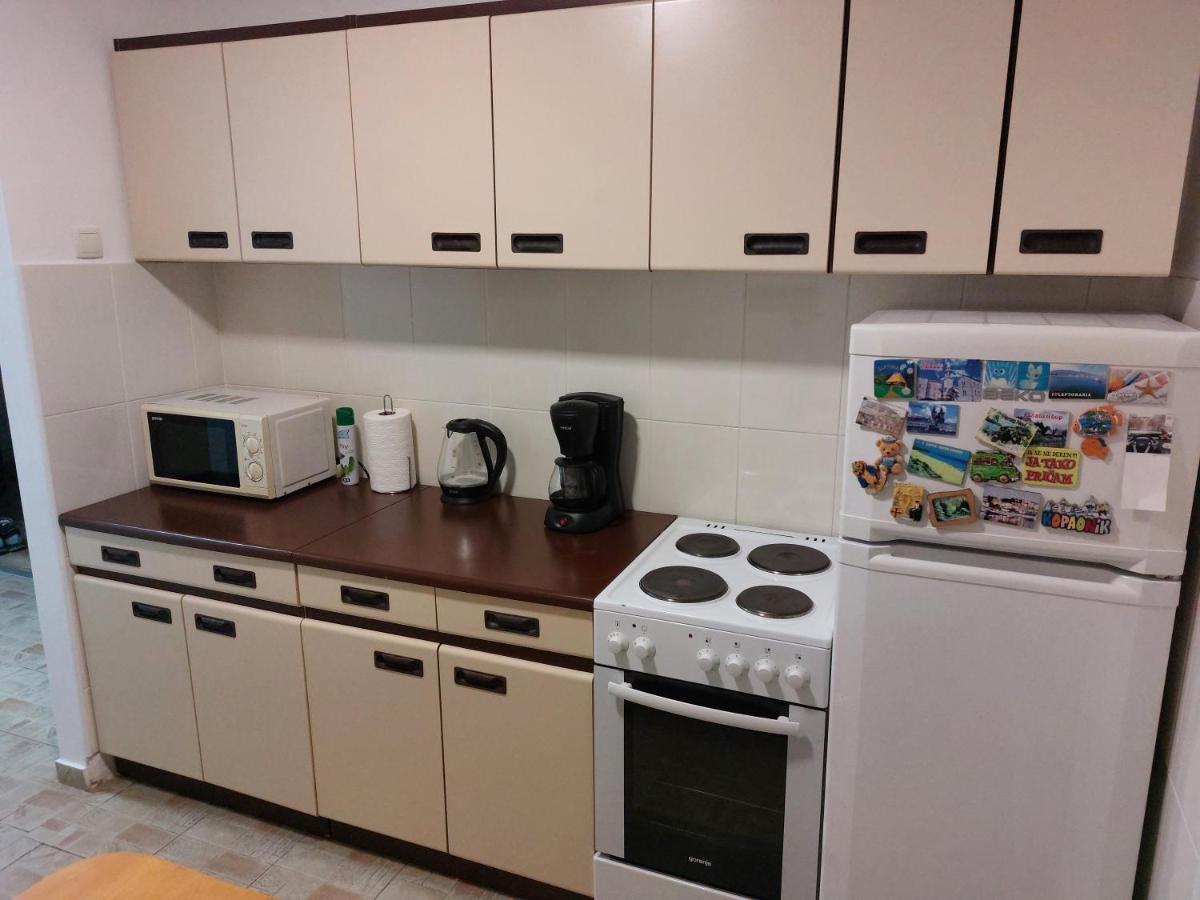 Apartman Centar スレムスカ・ミトロヴィツァ エクステリア 写真